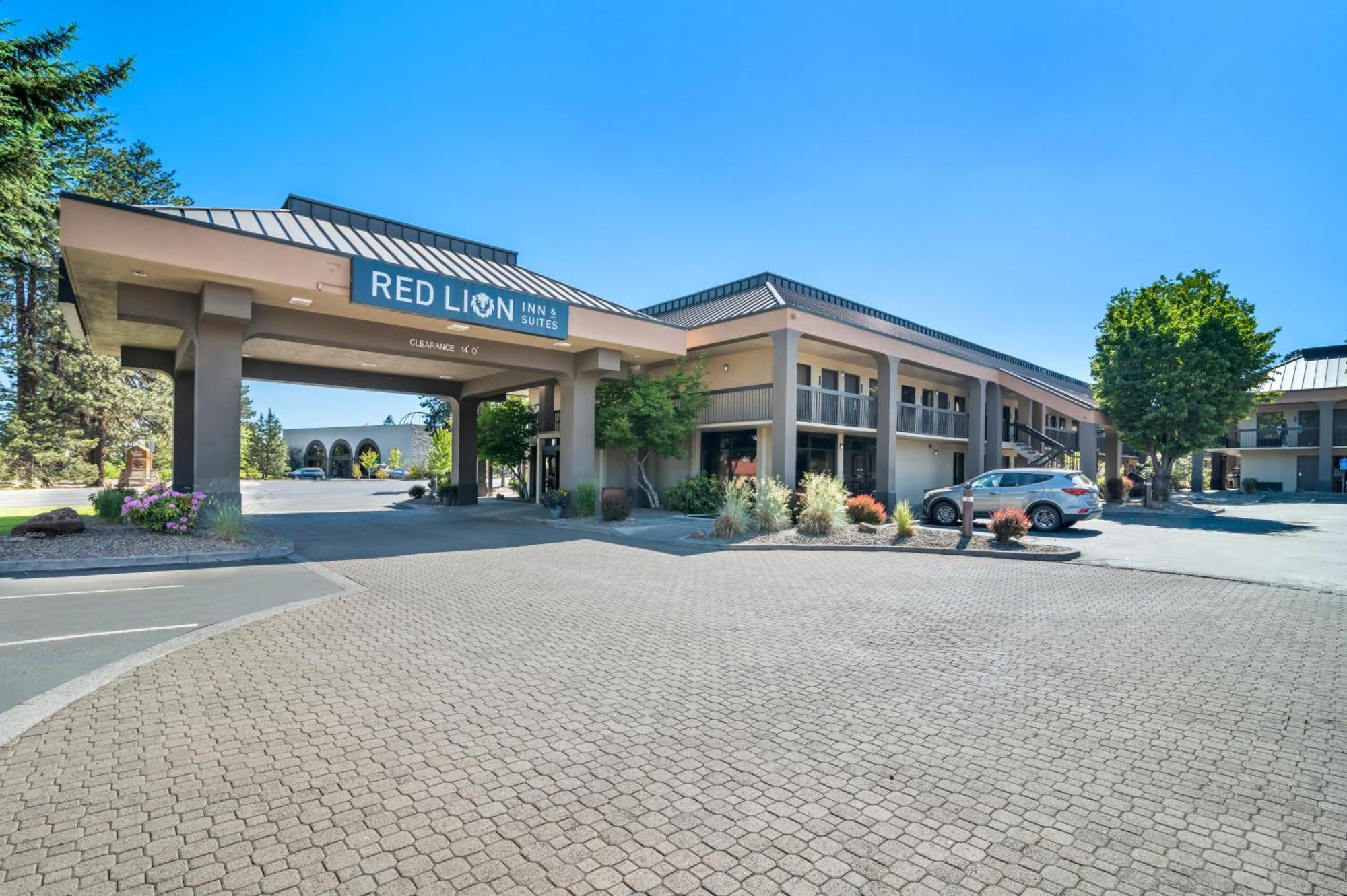 Red Lion Inn&Suites Deschutes River - Bend Exterior foto