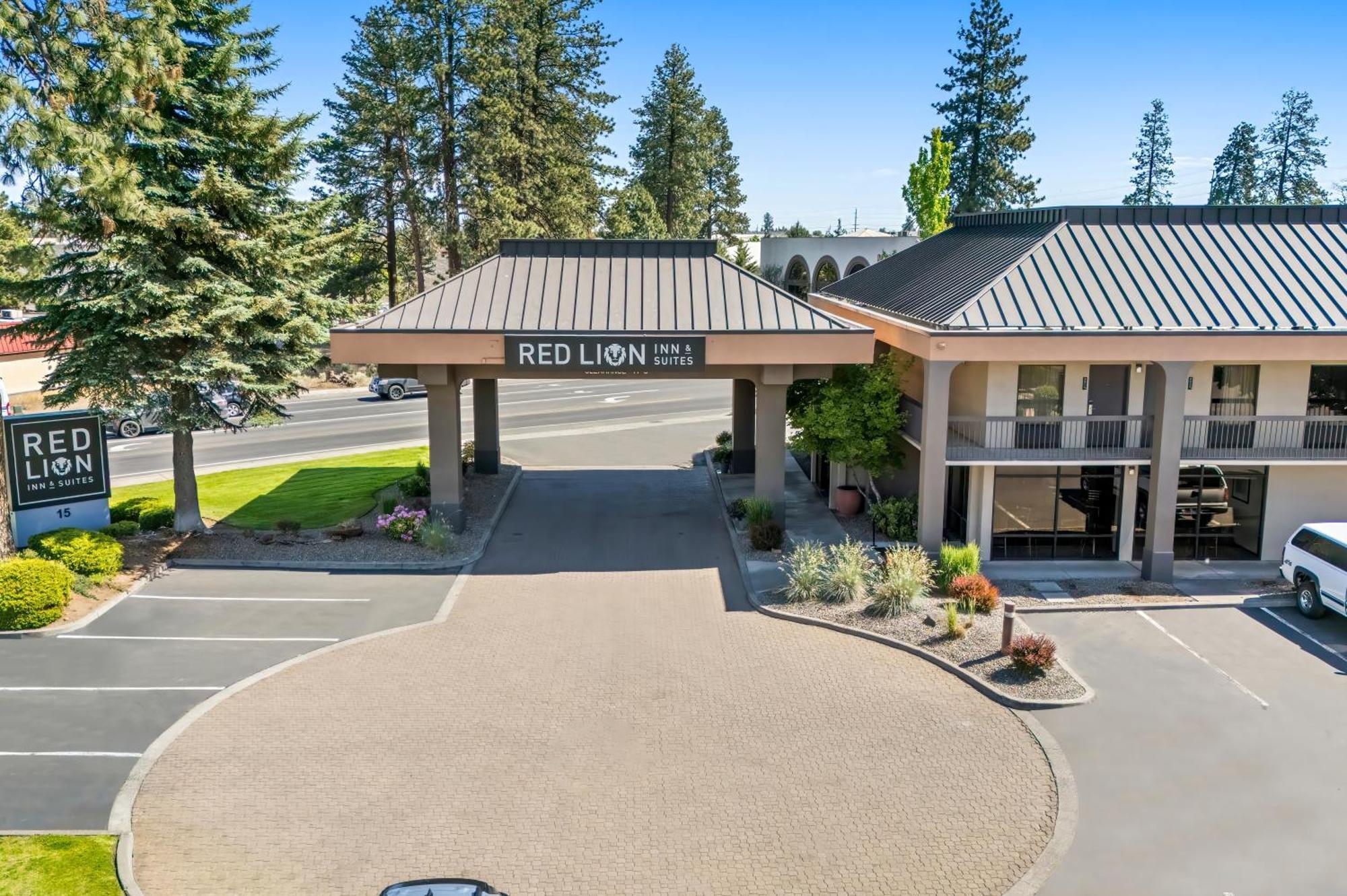 Red Lion Inn&Suites Deschutes River - Bend Exterior foto